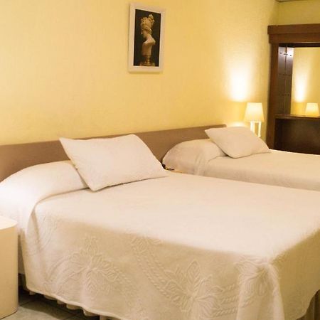 Hotel Grecia Real San Salvador Buitenkant foto