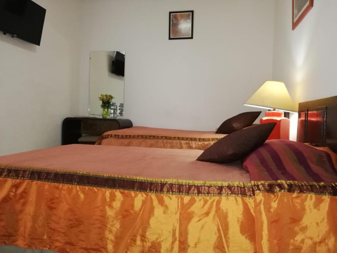 Hotel Grecia Real San Salvador Buitenkant foto