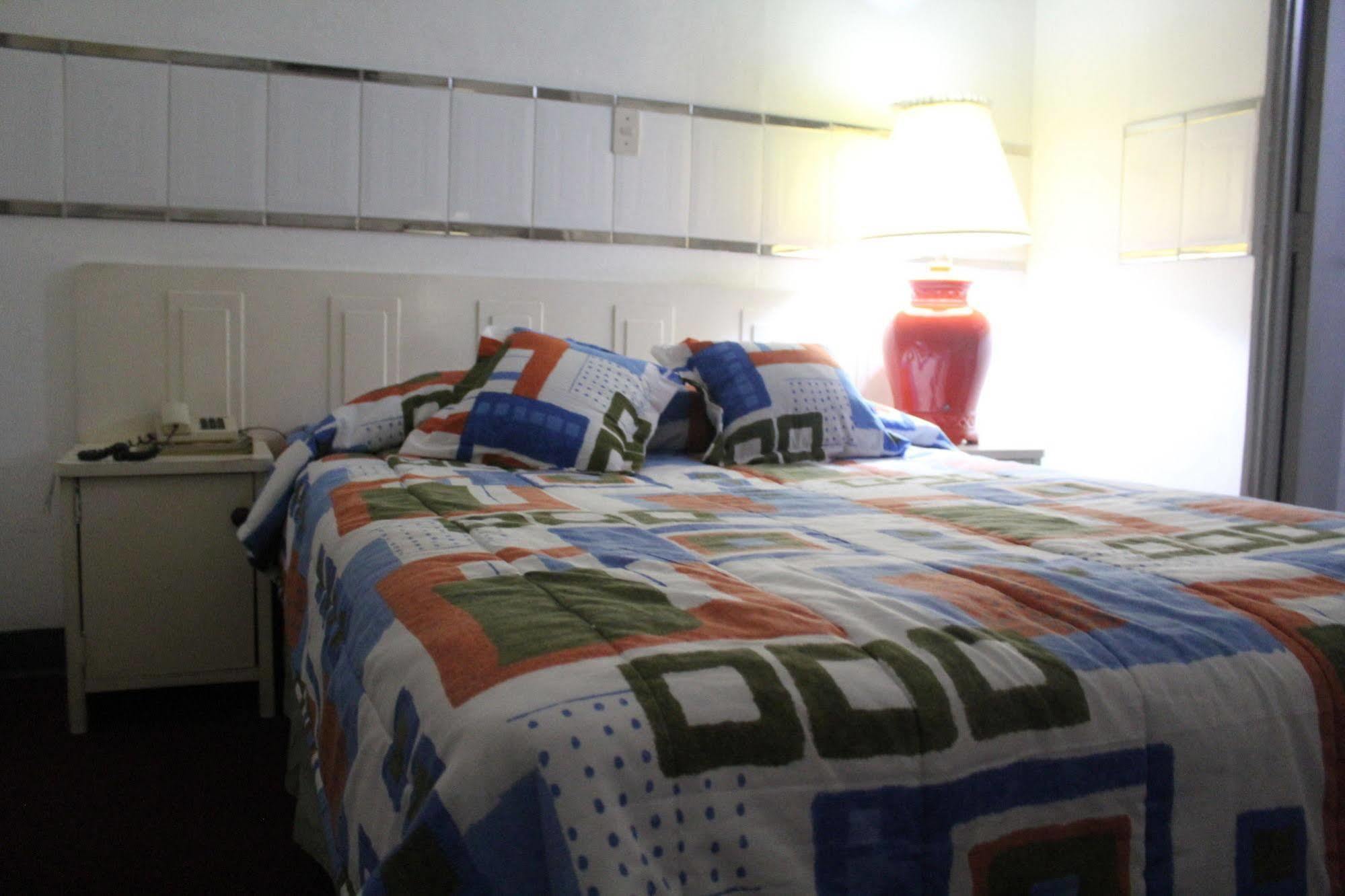 Hotel Grecia Real San Salvador Buitenkant foto
