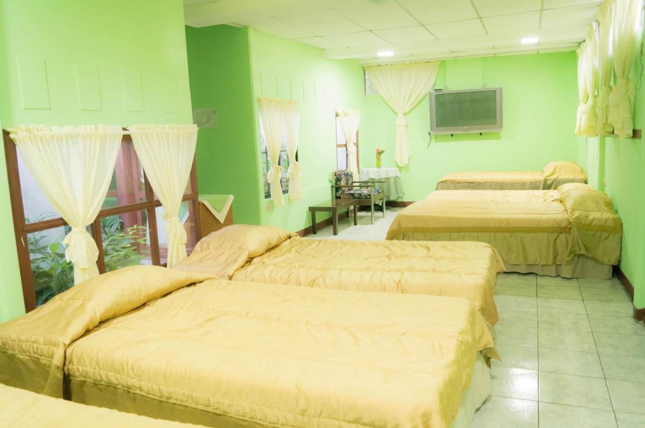 Hotel Grecia Real San Salvador Buitenkant foto