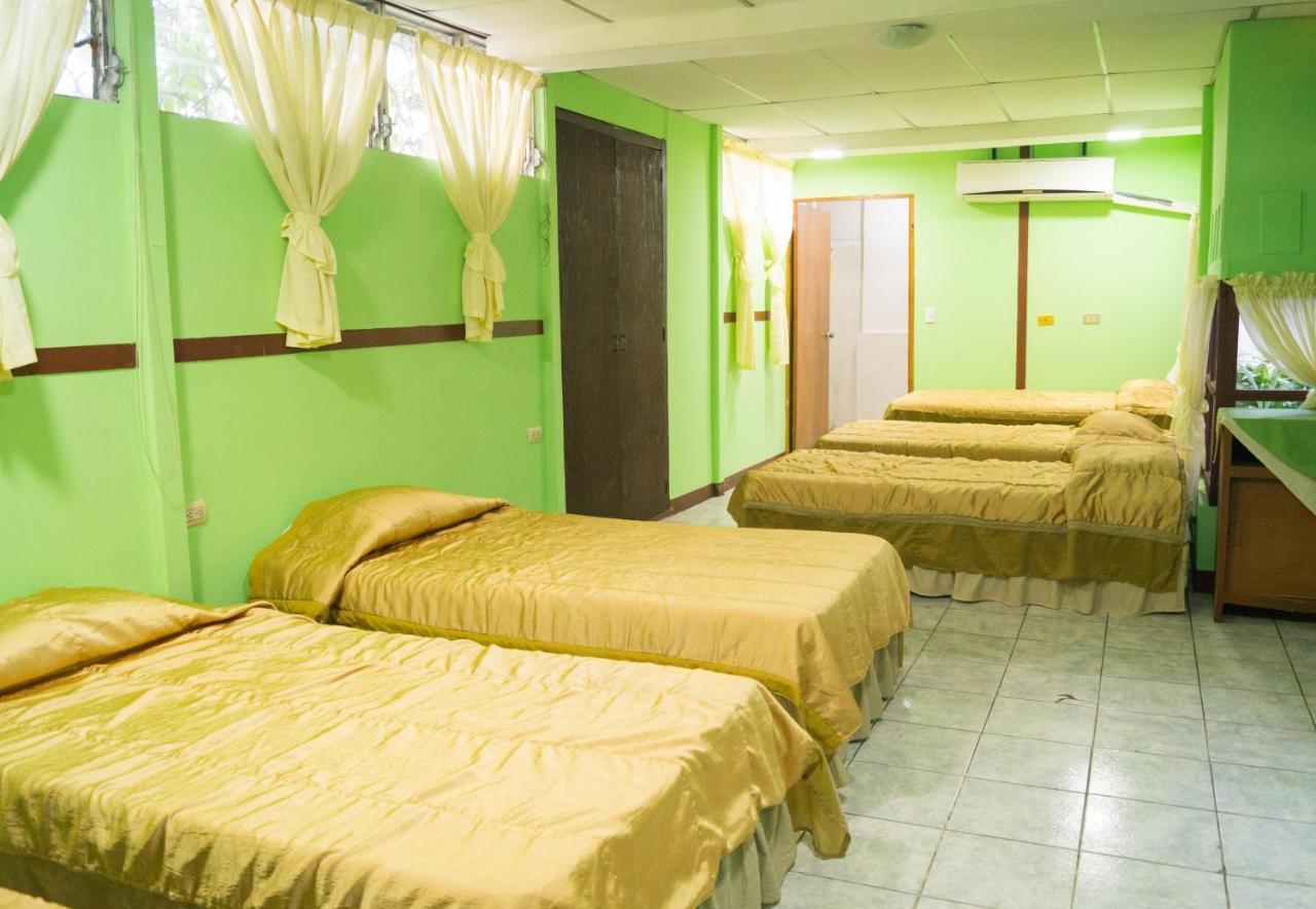 Hotel Grecia Real San Salvador Buitenkant foto
