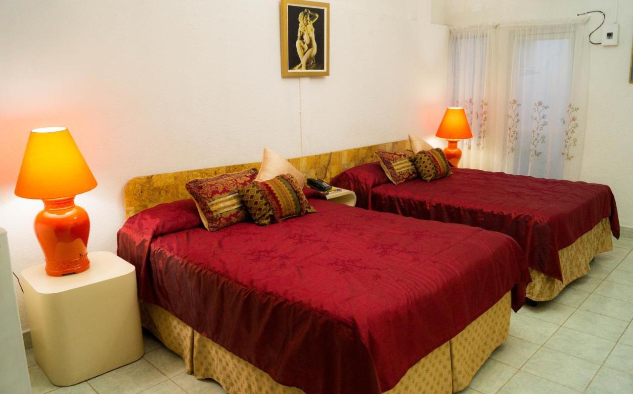 Hotel Grecia Real San Salvador Buitenkant foto